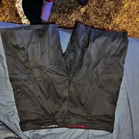 Men’s wrangler cargo shorts size 40 - Picture 3 of 3